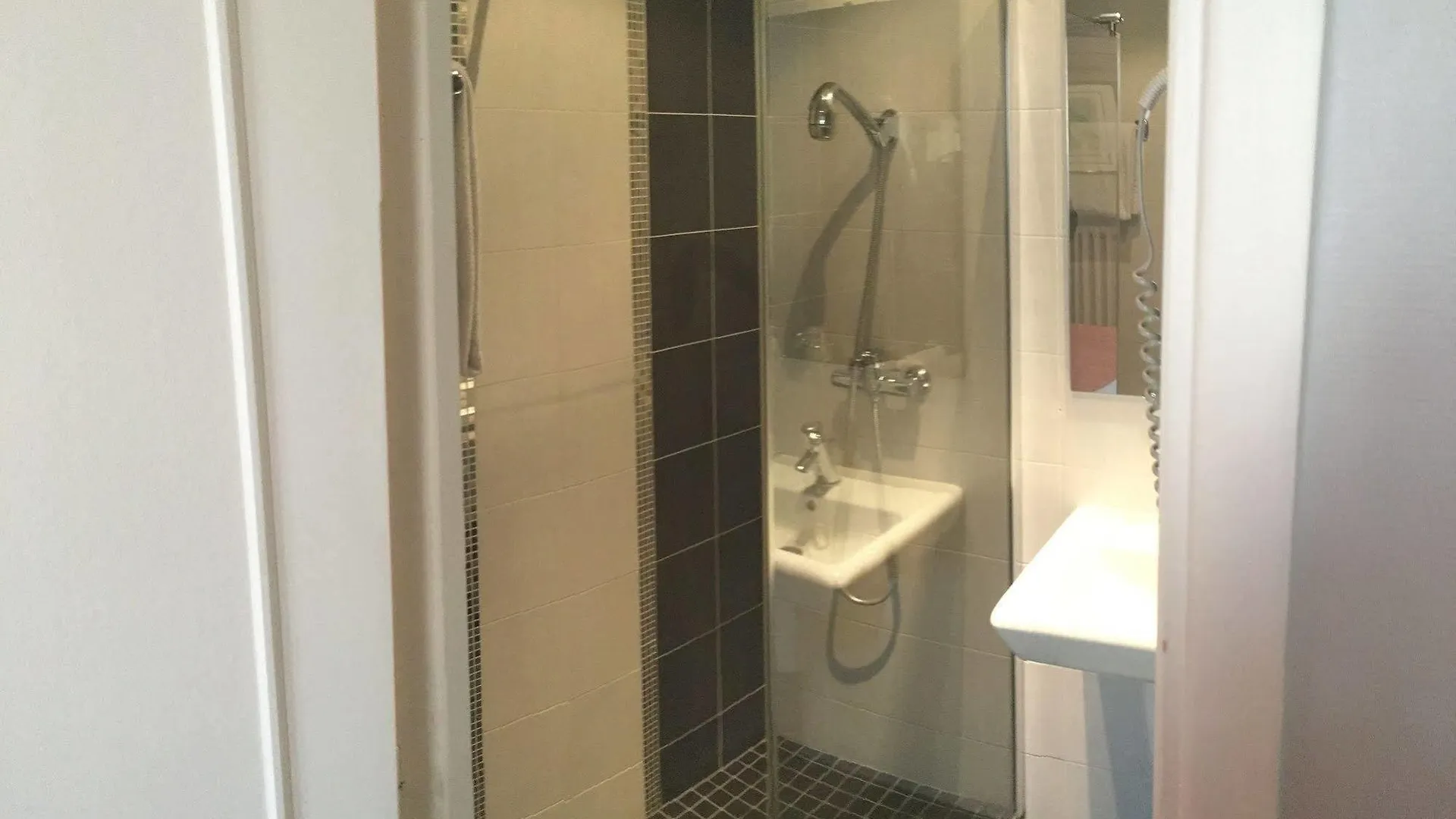 Hotel New Gare Du Nord 2*